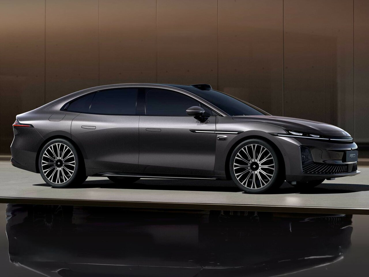 Aion Hyptec A800 Седан
