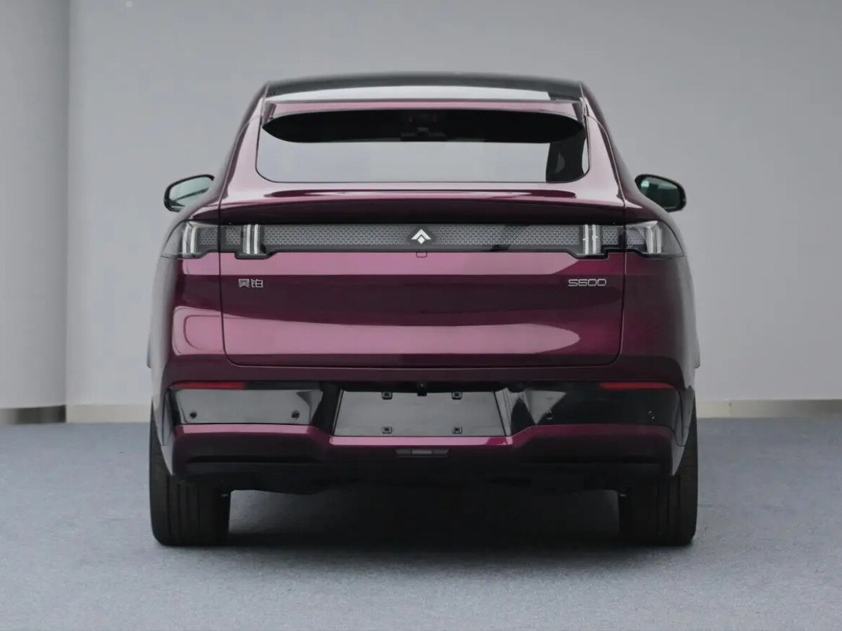 Aion Hyptec S600 Внедорожник 5 дв.