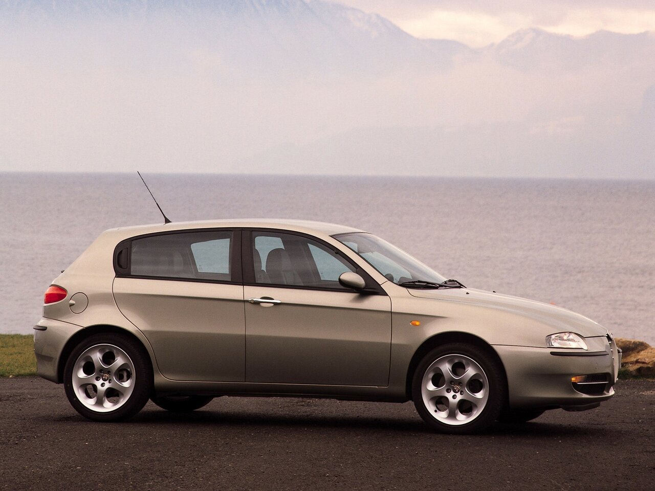 Alfa Romeo 147 I