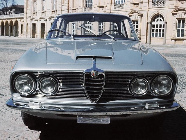 Alfa Romeo 2600 I