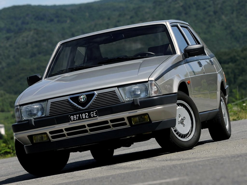 Alfa Romeo 75 I