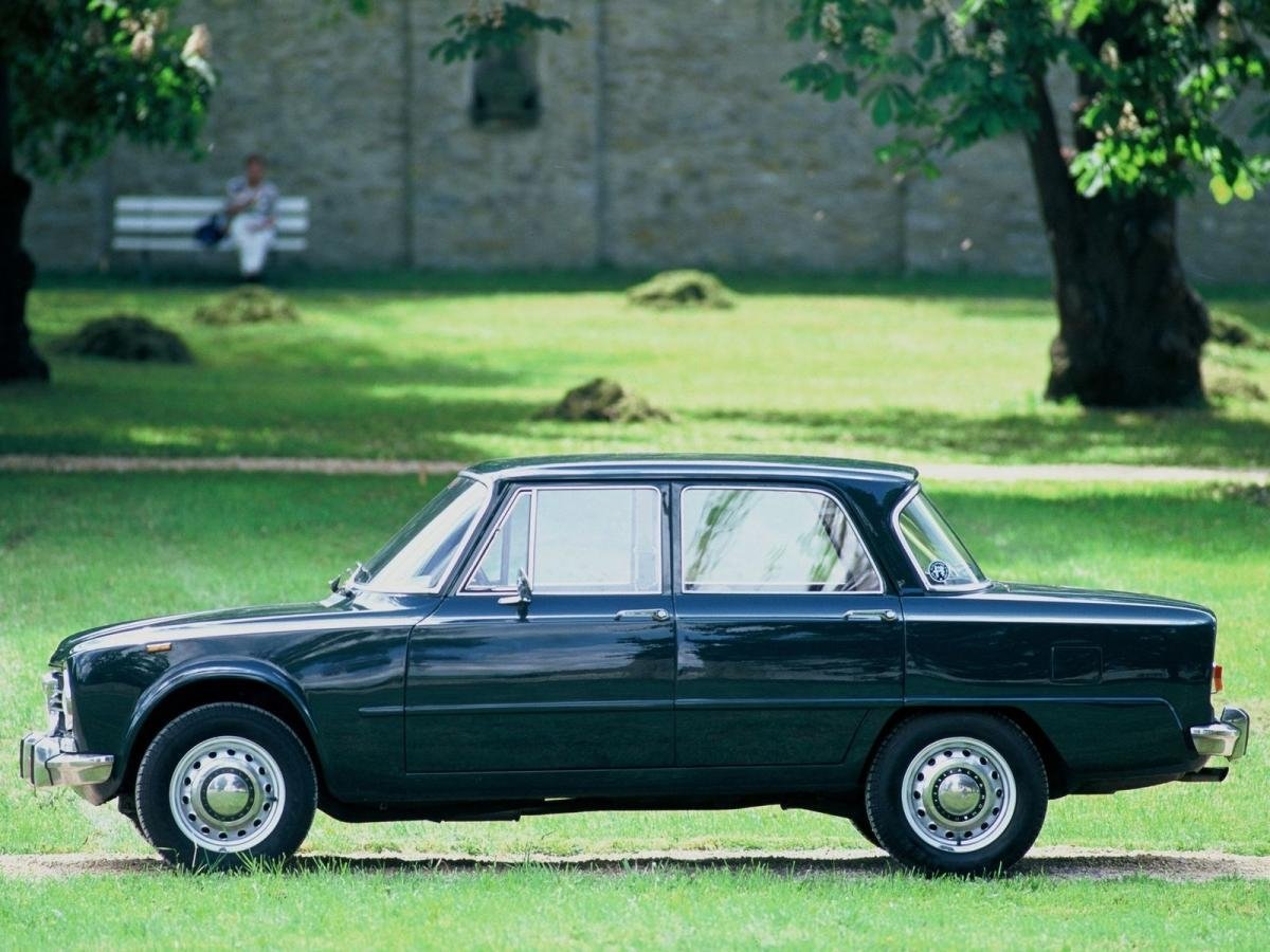 Alfa Romeo Giulia I (105)