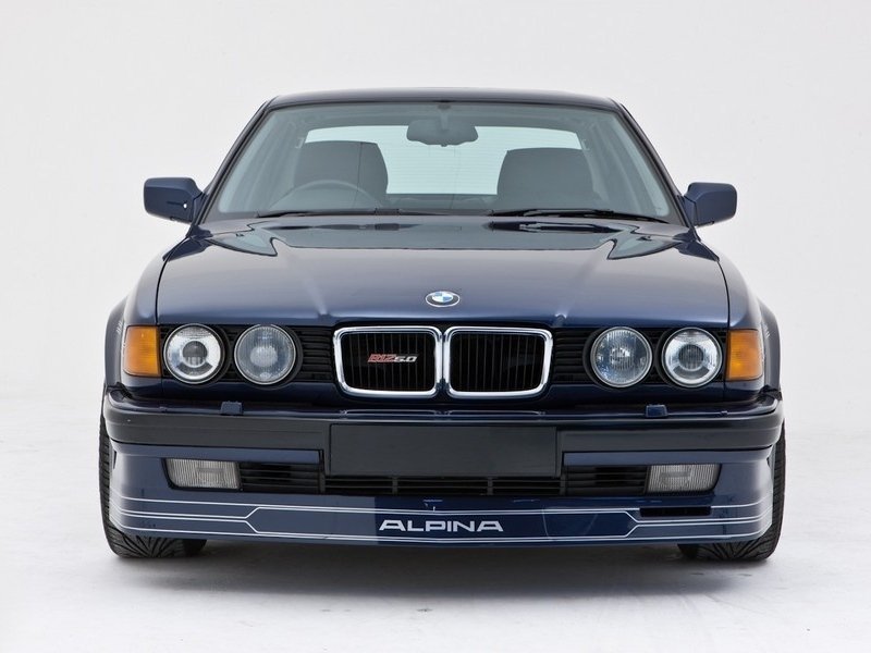 Alpina B11 E32