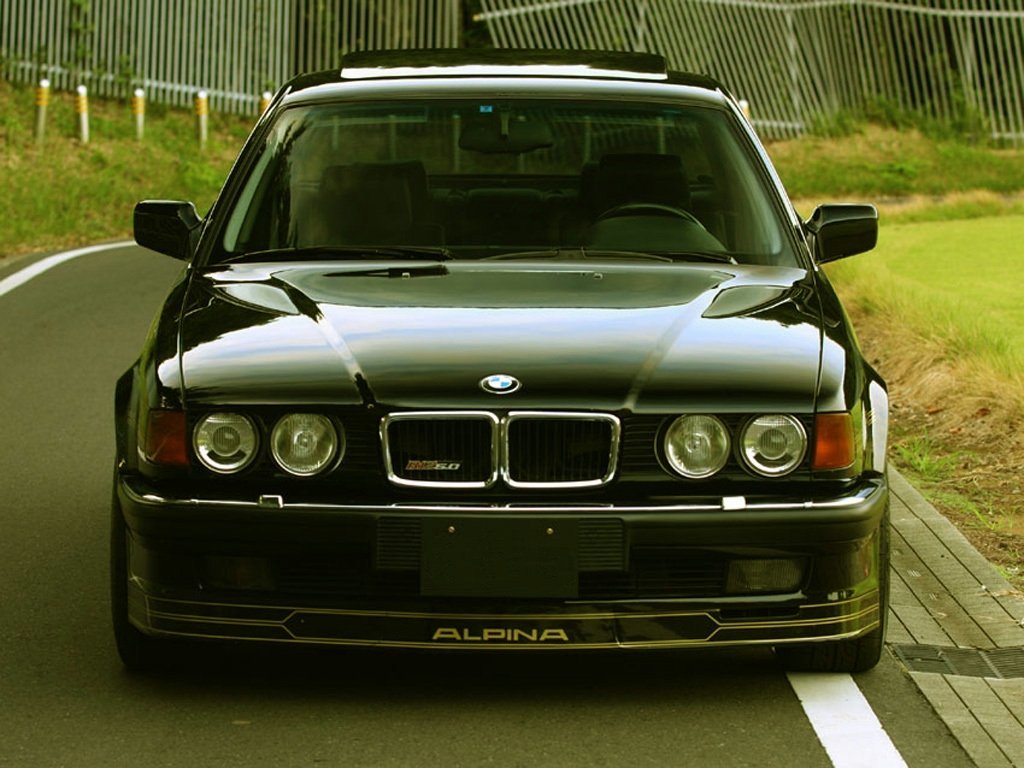 Alpina B12 E32