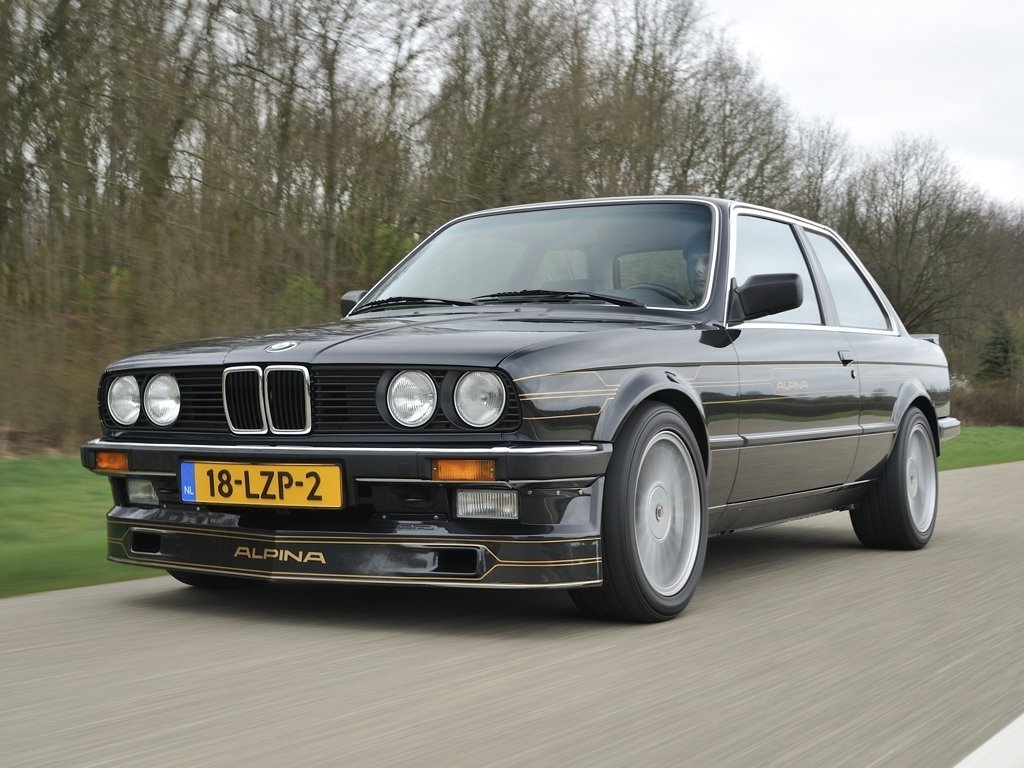 Alpina B6 E30