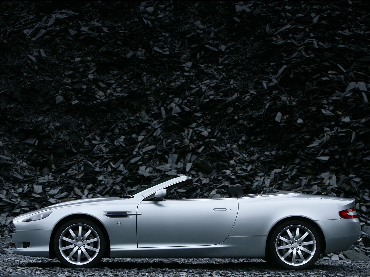 Aston Martin DB9 I