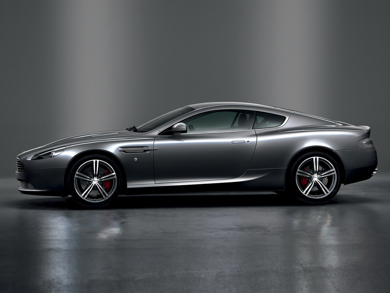 Aston Martin DB9 I Рестайлинг
