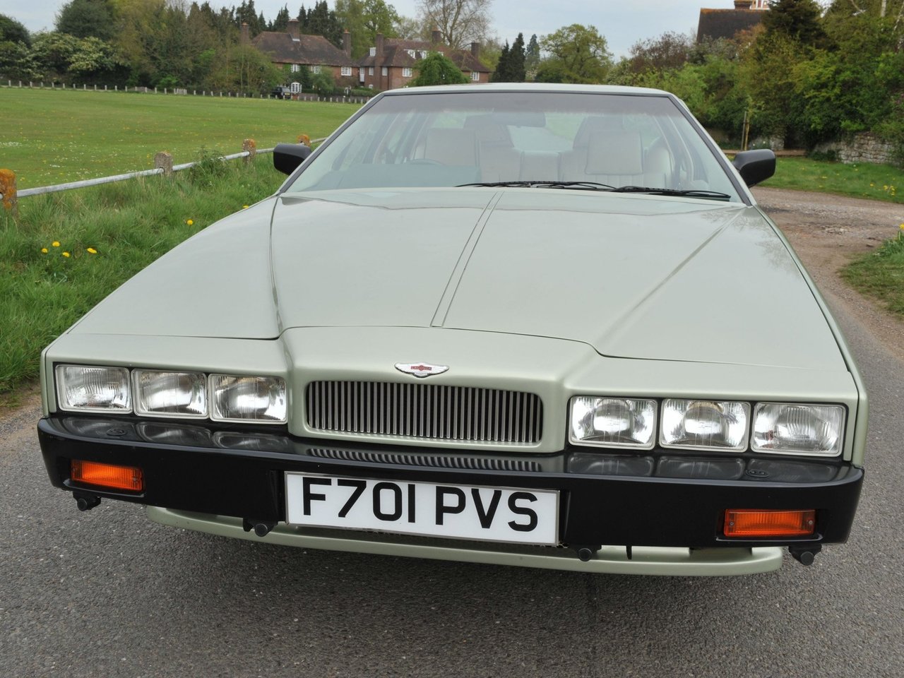 Aston Martin Lagonda 1976 – 1997