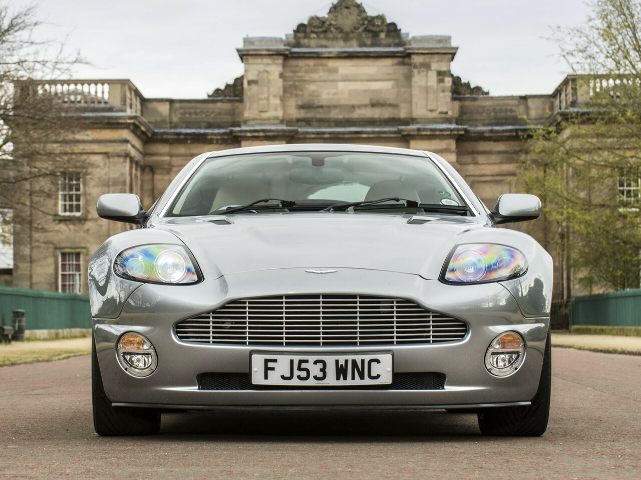 Aston Martin Vanquish I