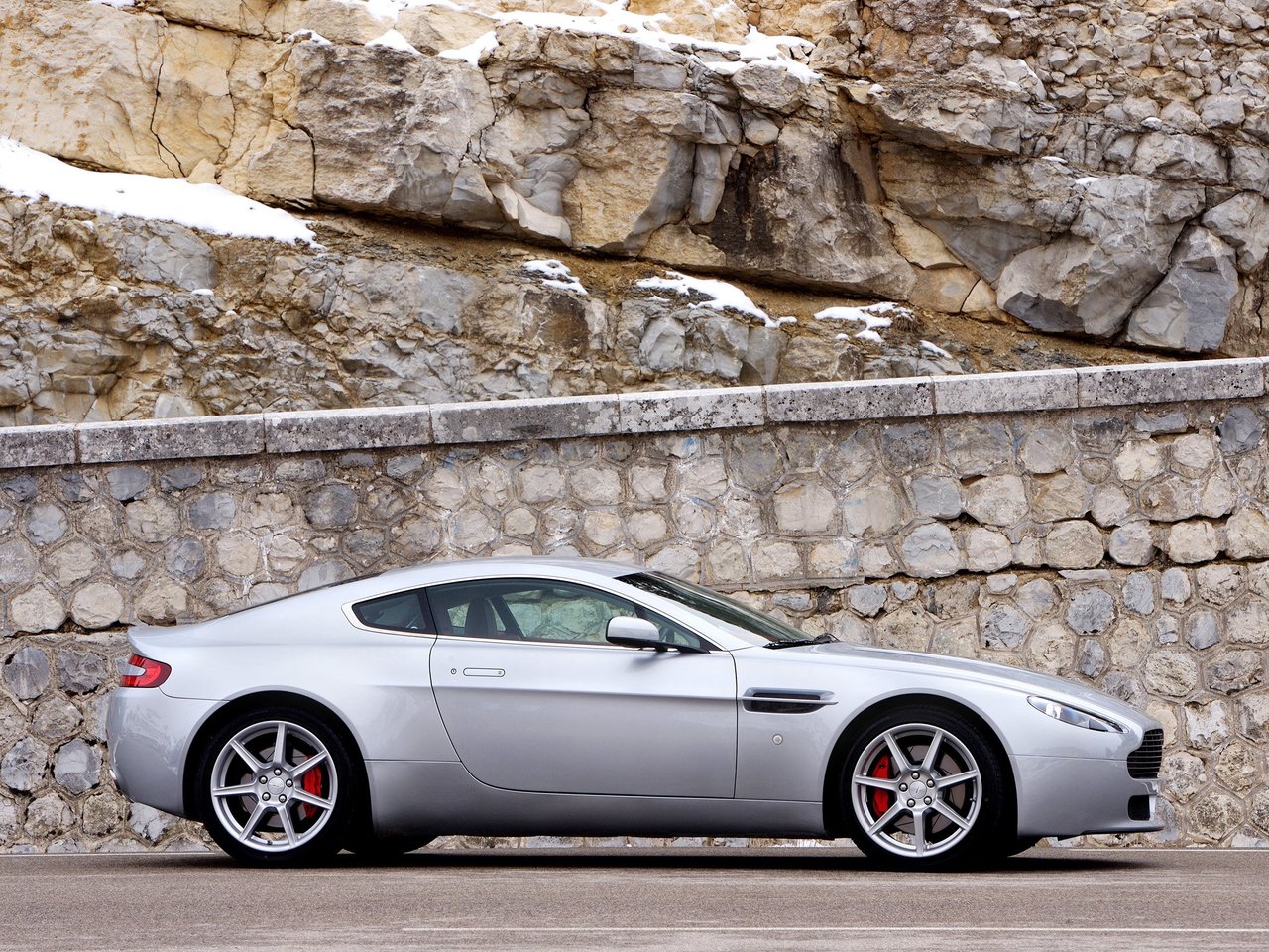 Aston Martin V8 Vantage III