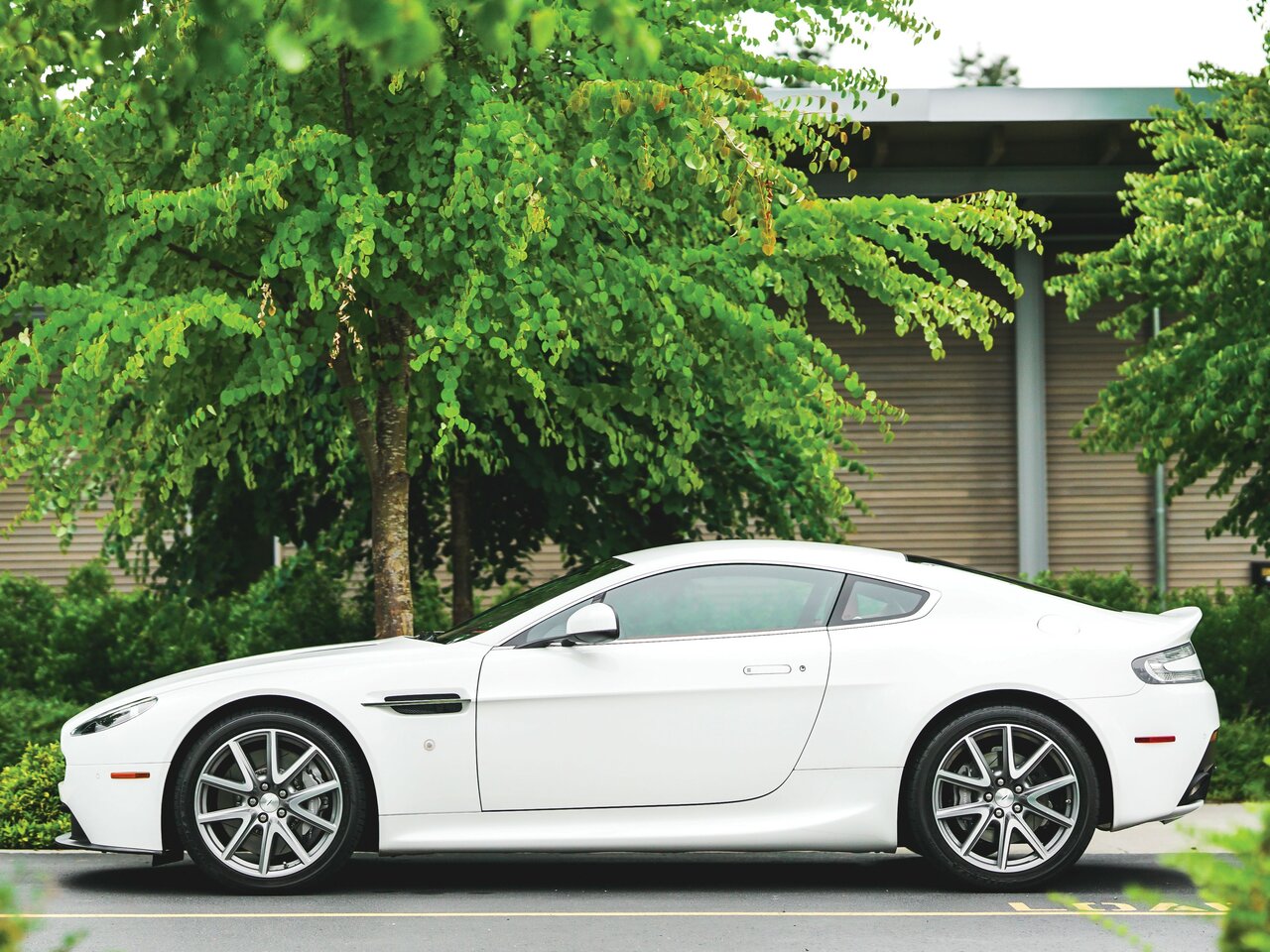 Aston Martin V8 Vantage III Рестайлинг