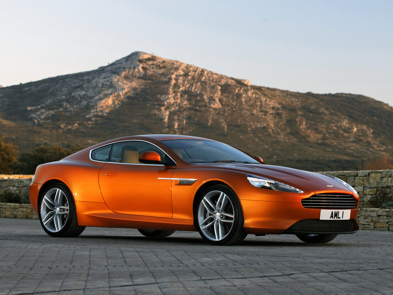 Aston Martin Virage II