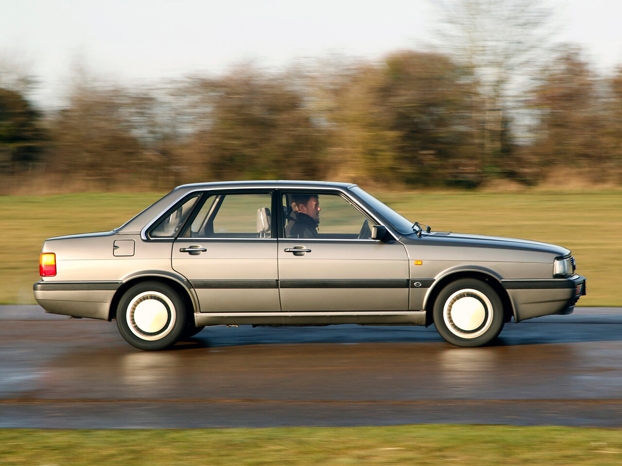 Audi 90 I (B2)