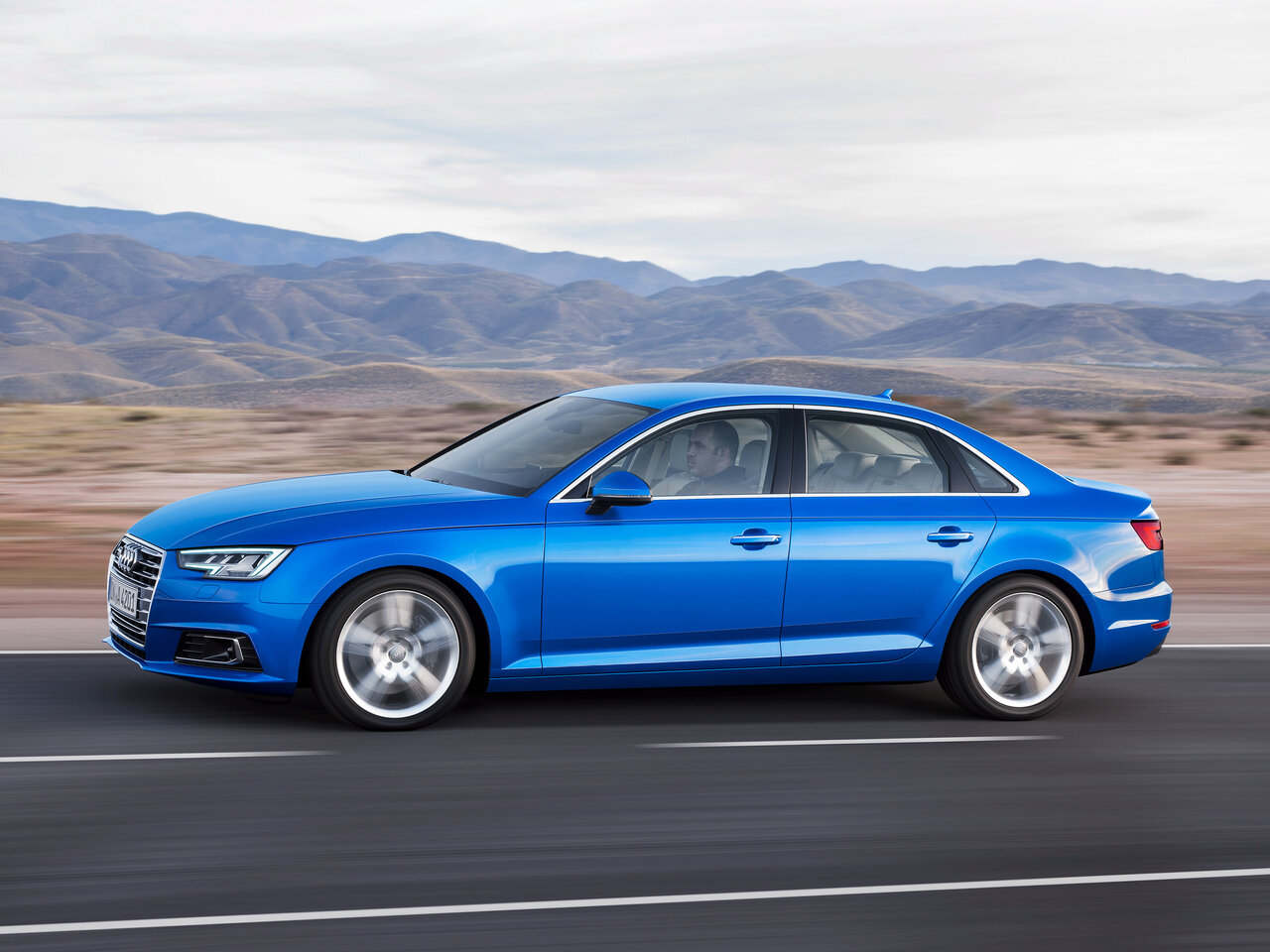 Audi A4 V (B9)