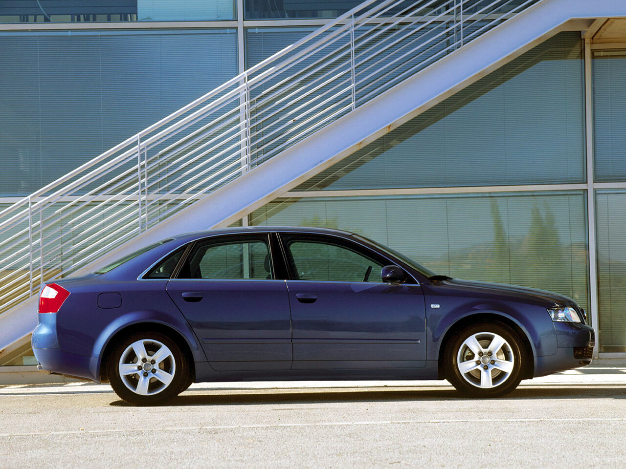Audi A4 II (B6)