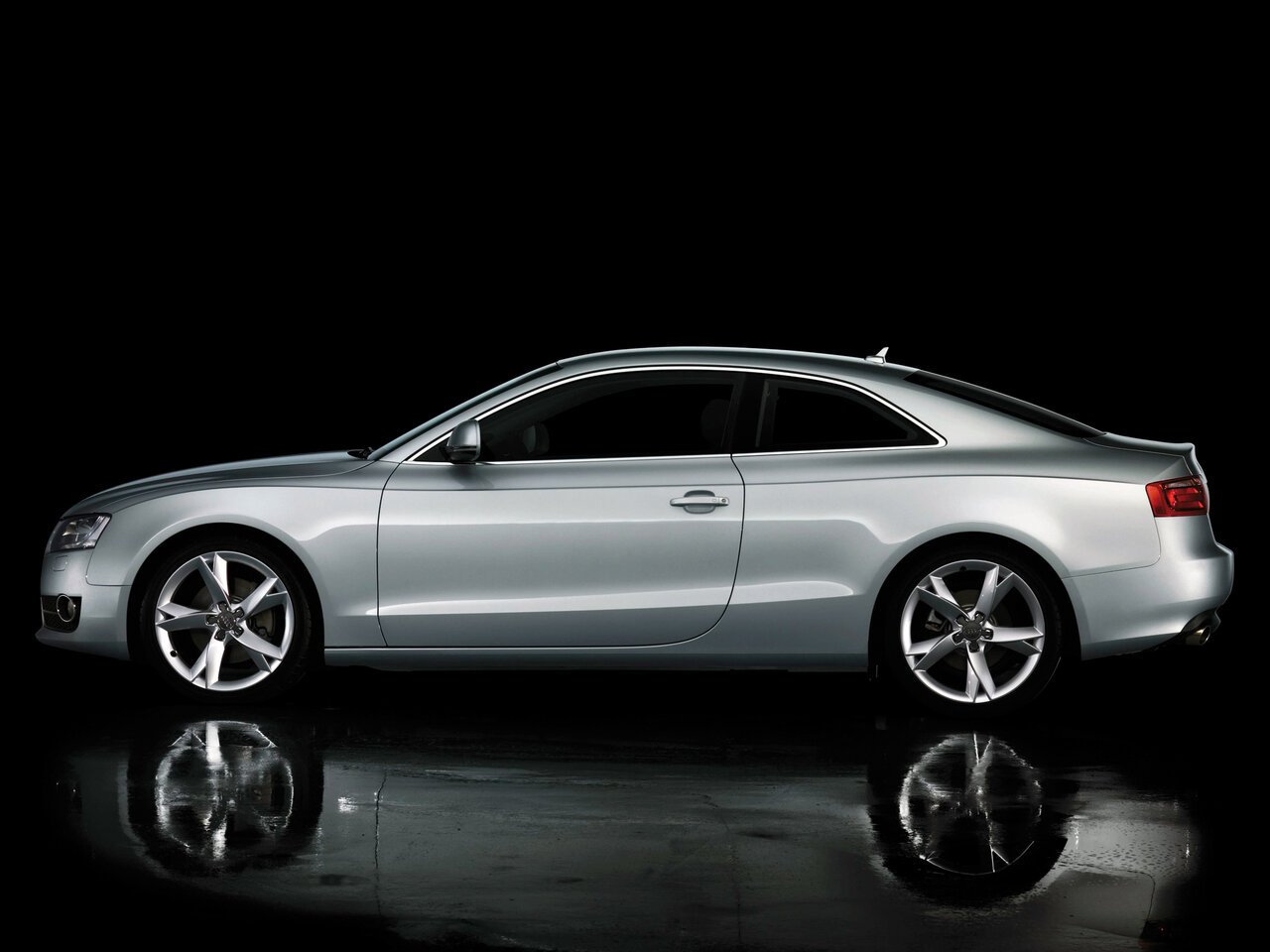 Audi A5 I (8T)