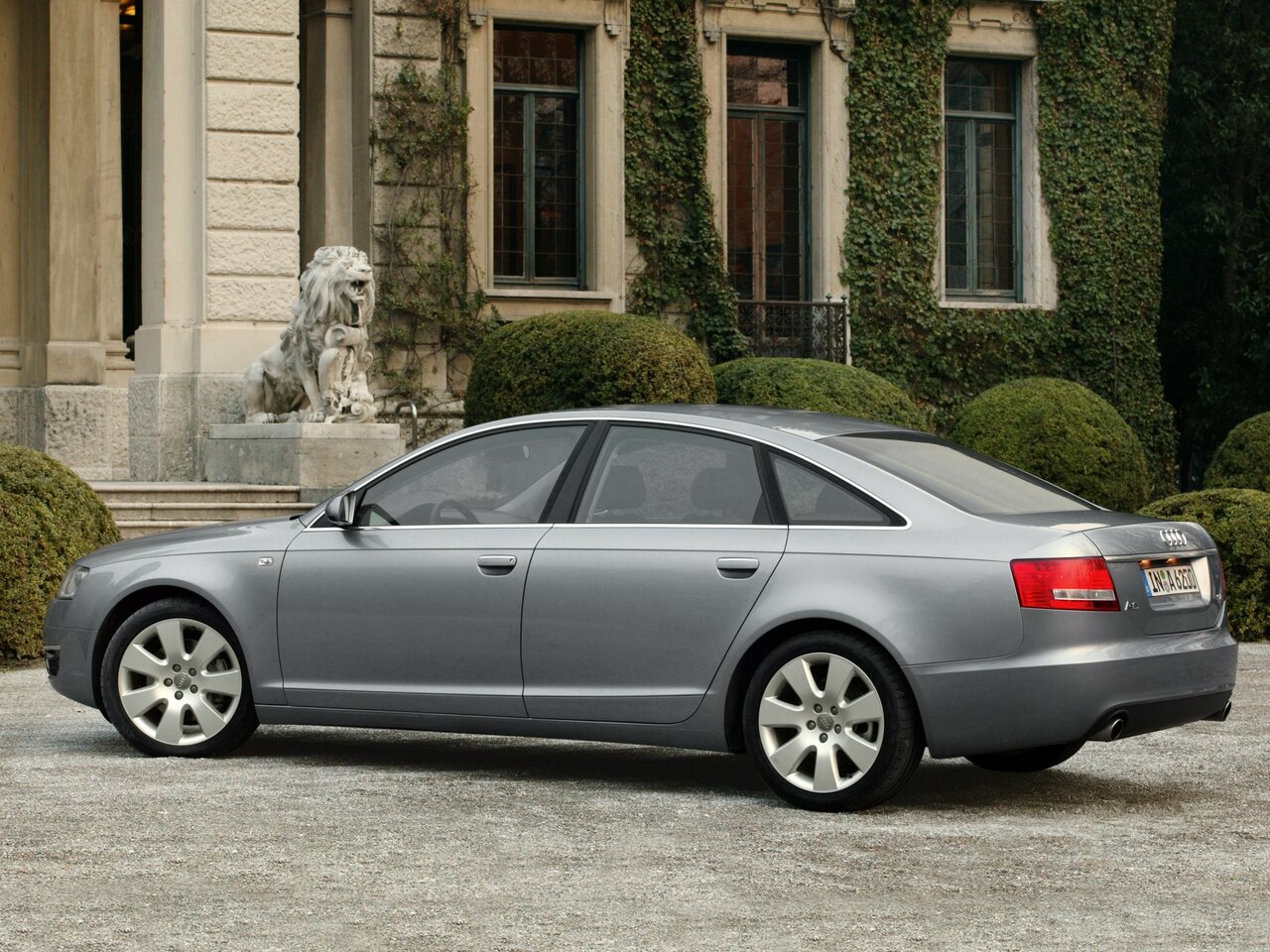 Audi A6 III (C6)