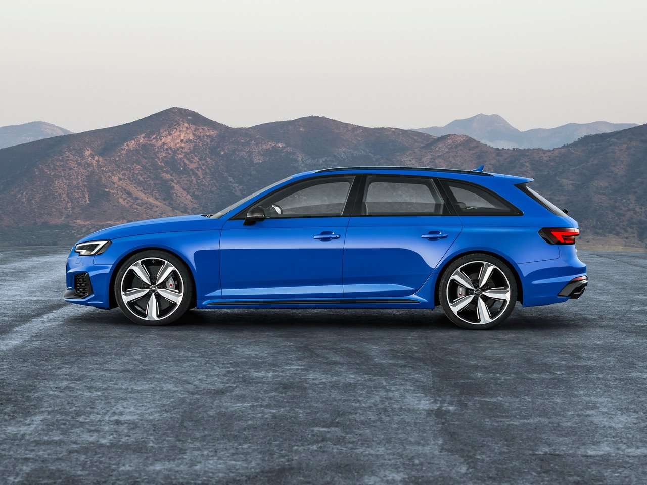 Audi RS 4 IV (B9)