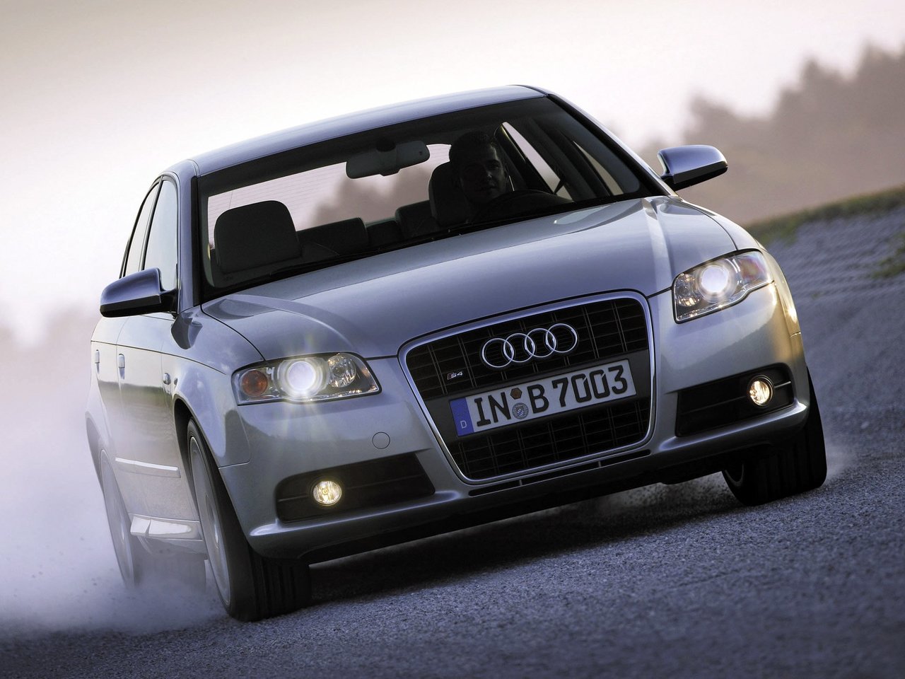 Audi S4 III (B7)