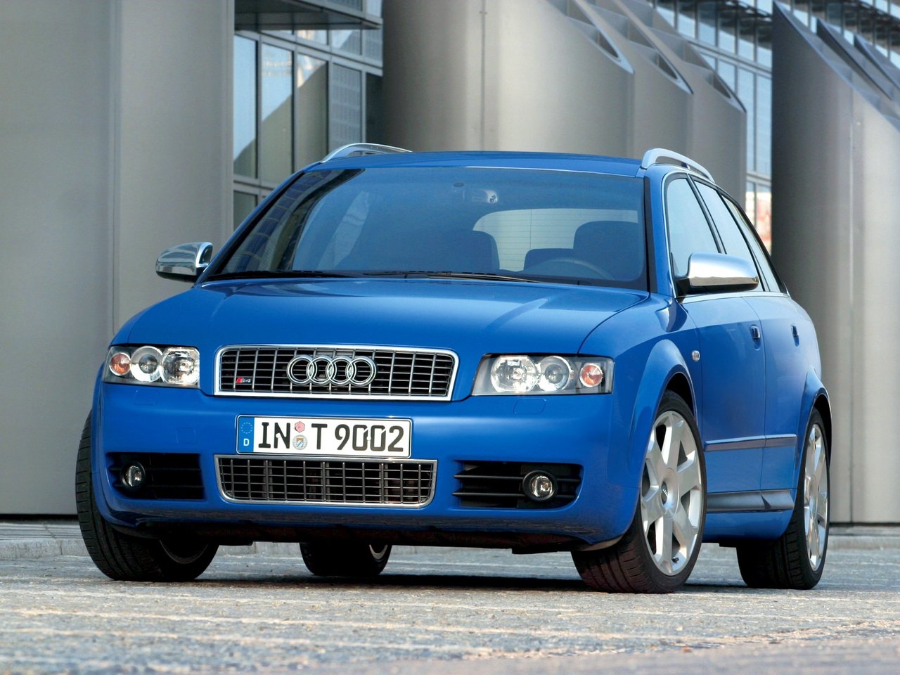 Audi S4 II (B6)