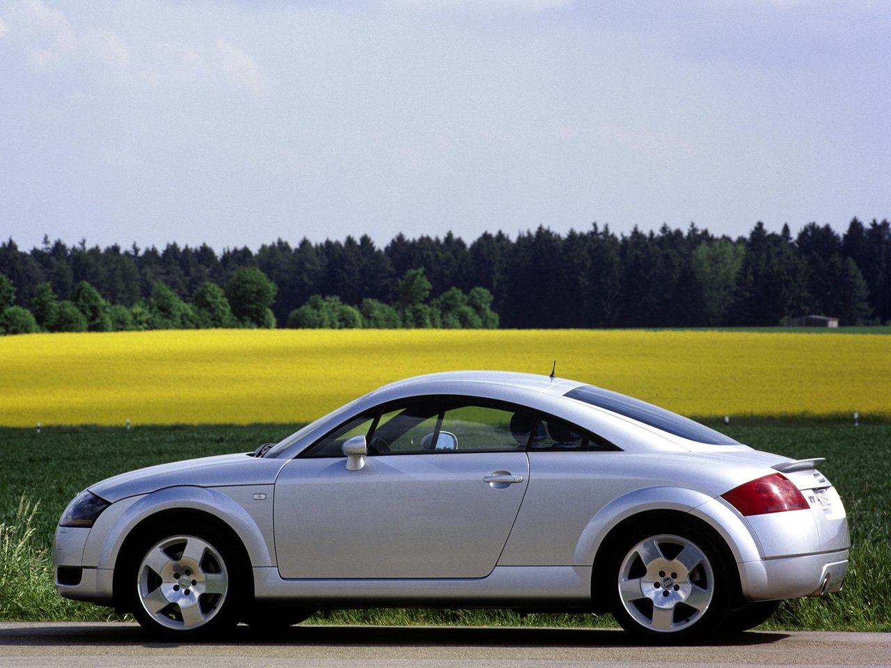 Audi TT I (8N)