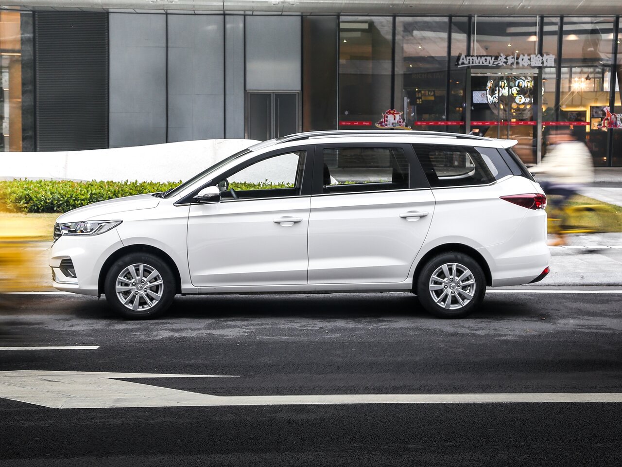 Baojun 360 Минивэн
