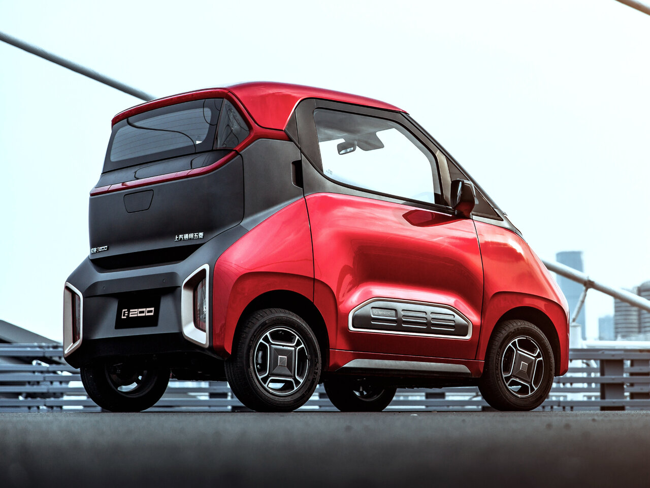 Baojun E200 Хэтчбек 3 дв.