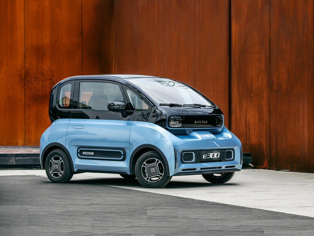 Baojun E300 2020 – 2021
