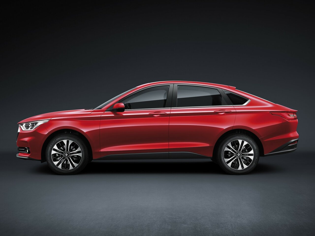 Baojun RC-6 Лифтбек