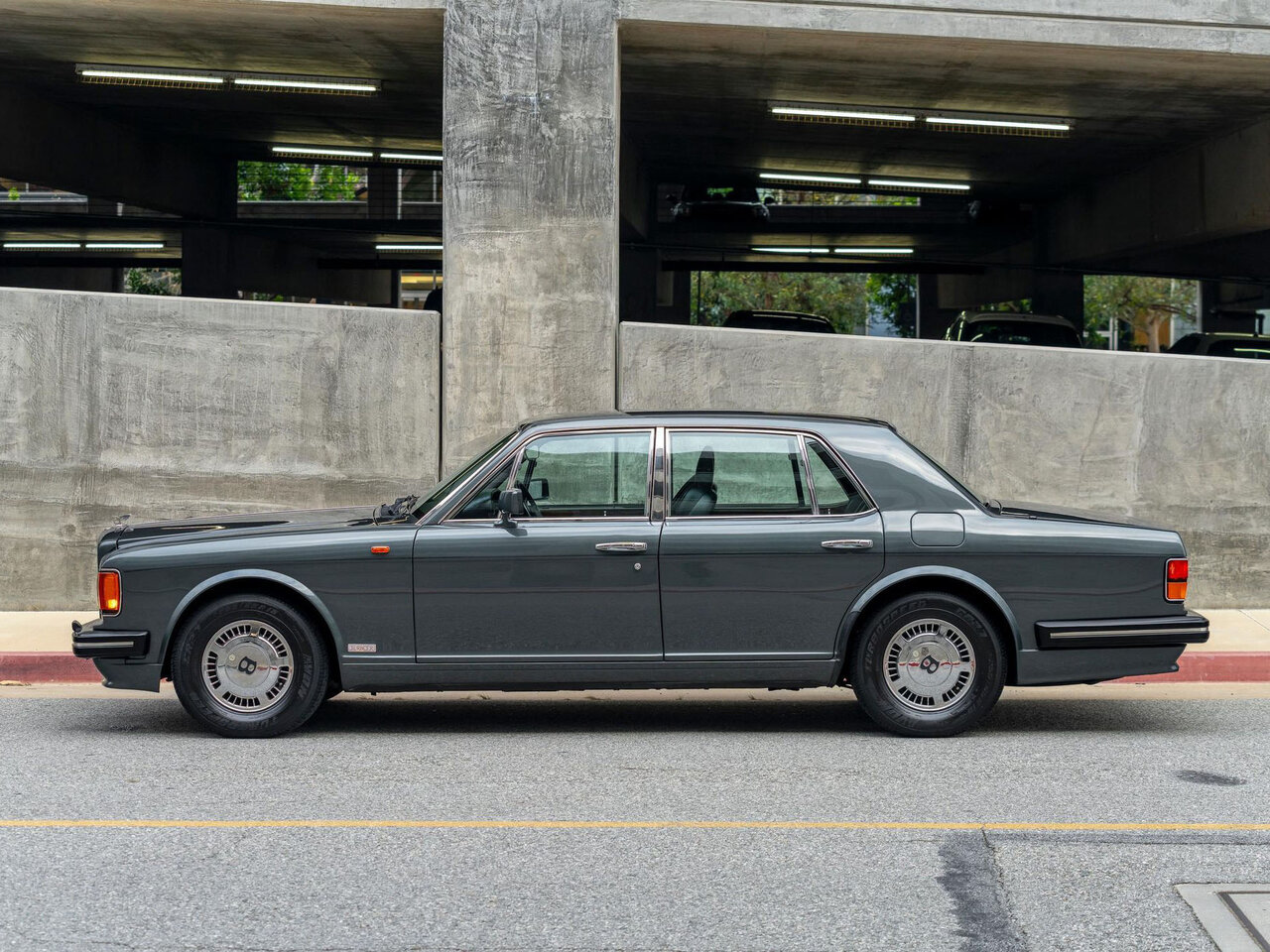 Bentley Turbo R Седан