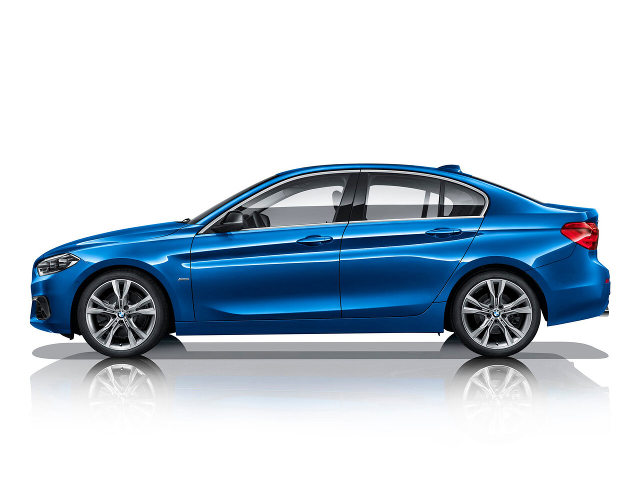 BMW 1 серии III (F52)