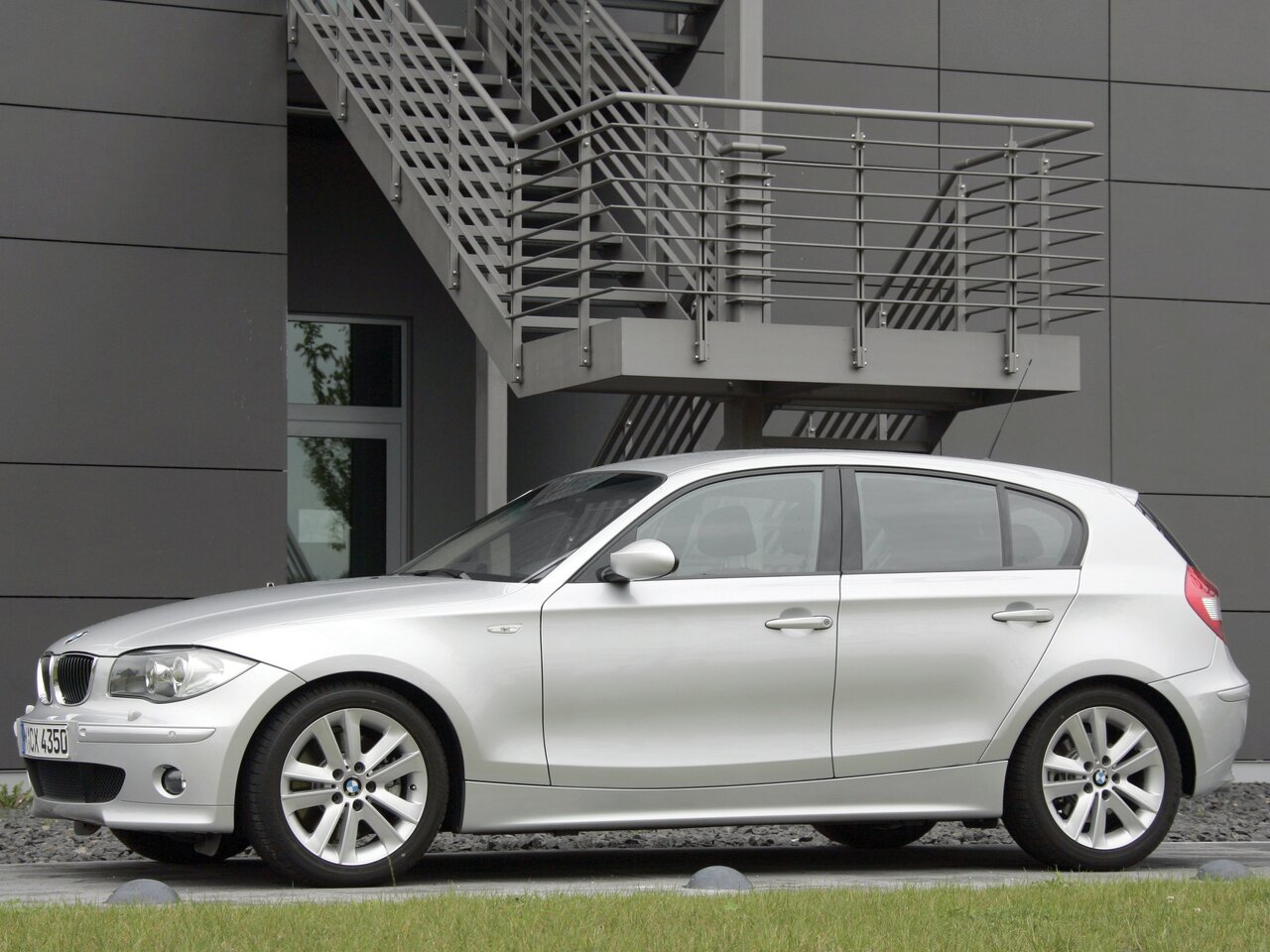 BMW 1 серии I (E81/E82/E87/E88)