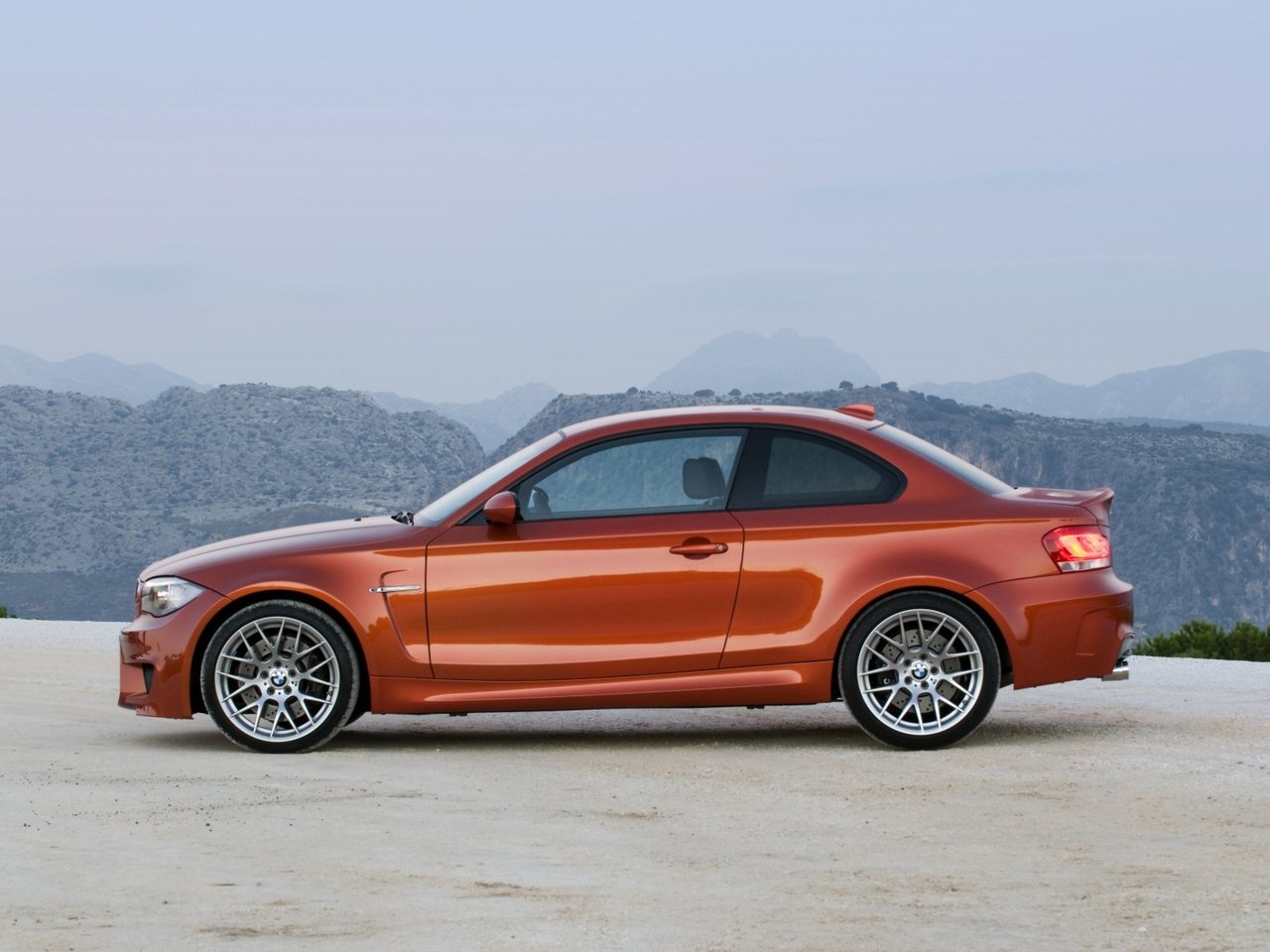 BMW 1M I (E82)