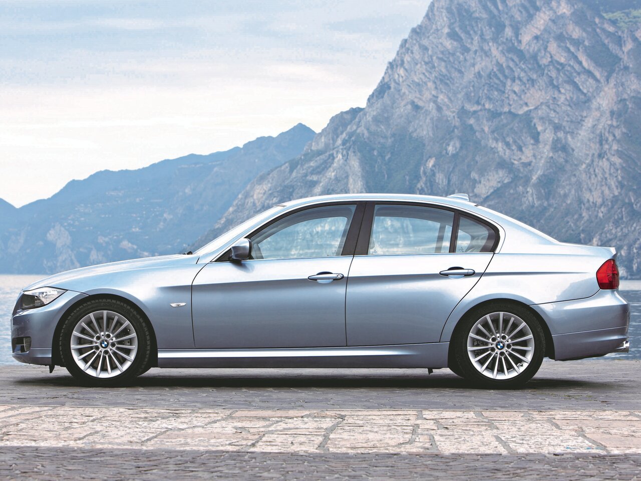 BMW 3 серии V (E90/E91/E92/E93) Рестайлинг