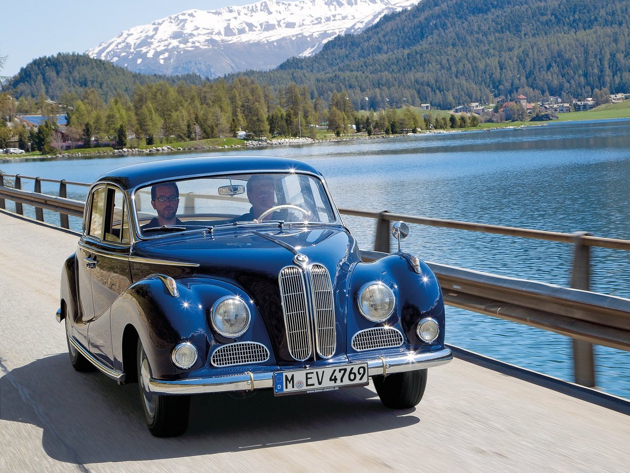 BMW 502 Седан
