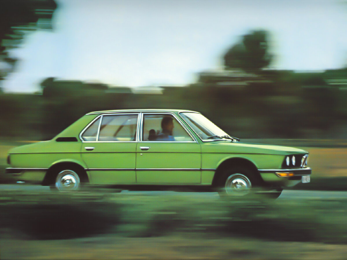 BMW 5 серии I (E12)