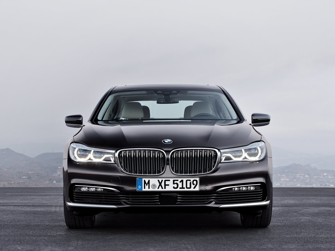 BMW 7 серии VI (G11/G12)