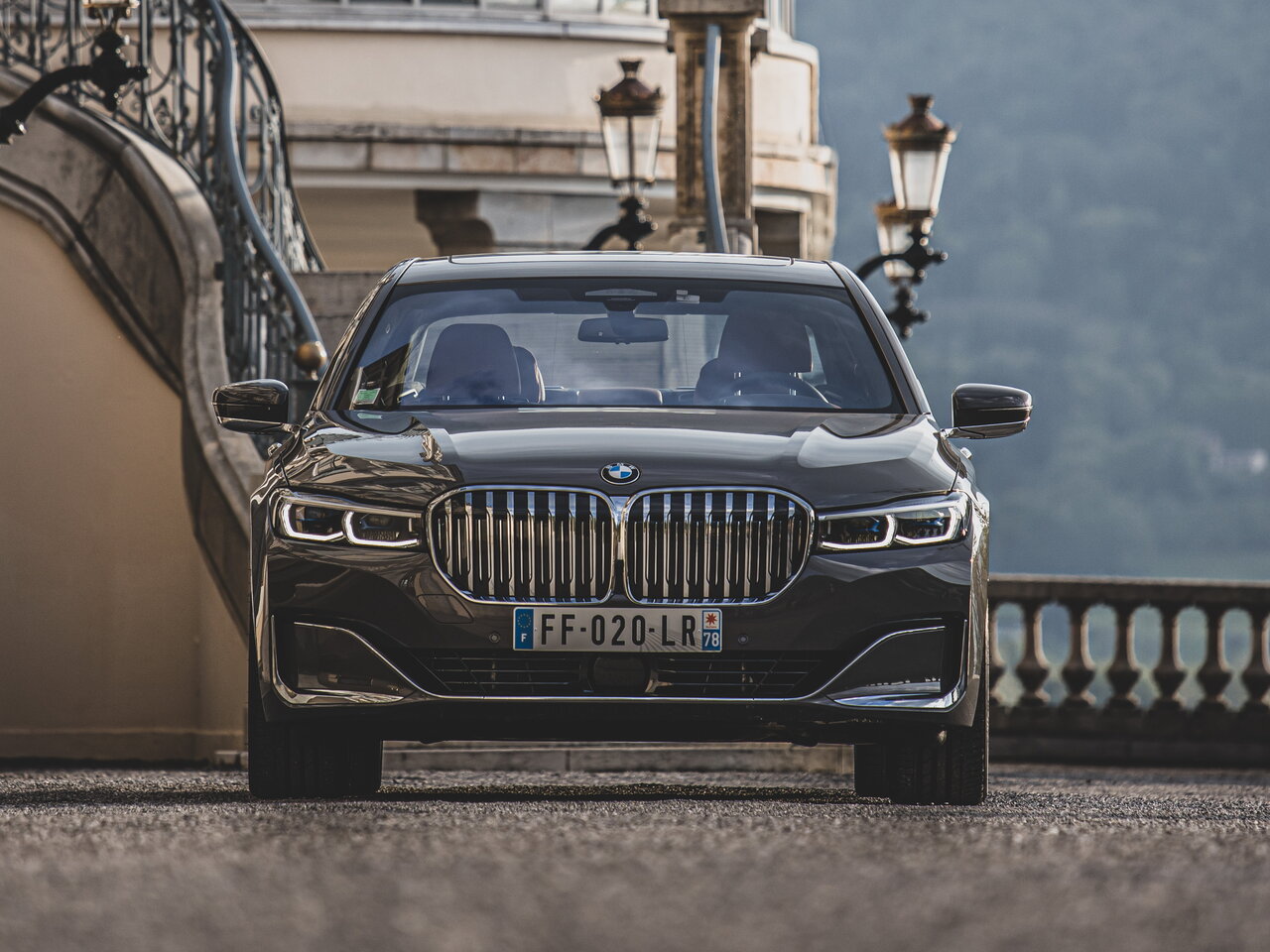 BMW 7 серии VI (G11/G12) Рестайлинг