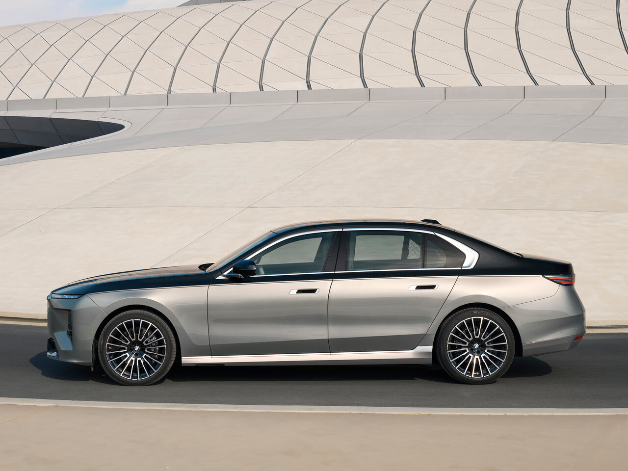 BMW 7 серии VII (G70) Рестайлинг