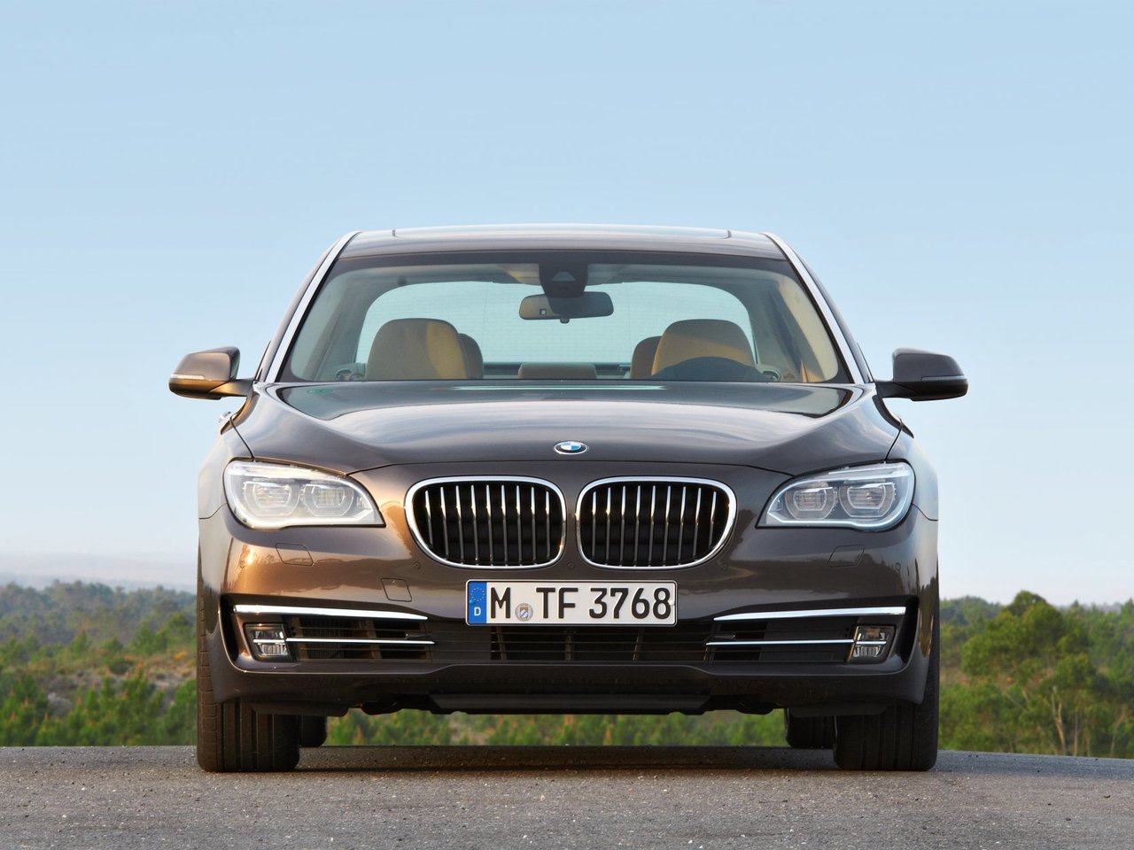 BMW 7 серии V (F01/F02/F04) Рестайлинг