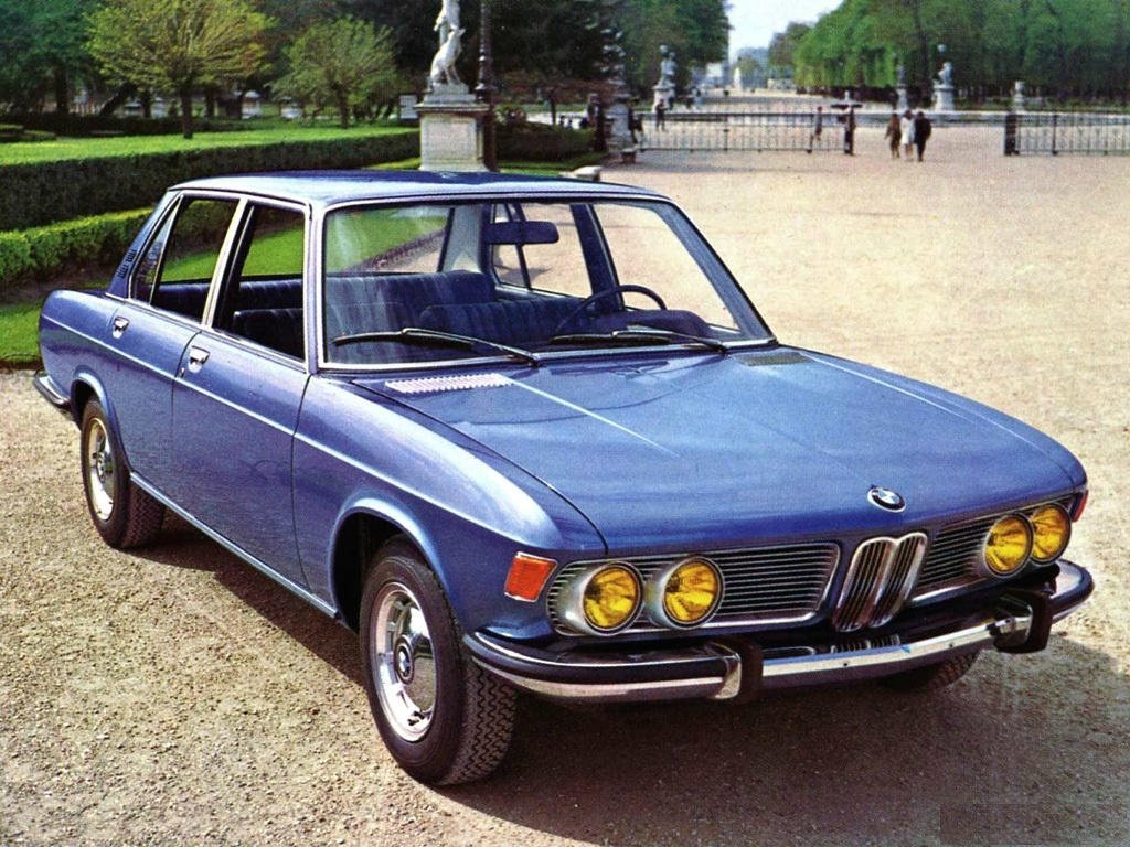 BMW E3 Седан