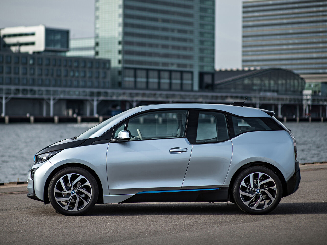 BMW i3 I (I01)