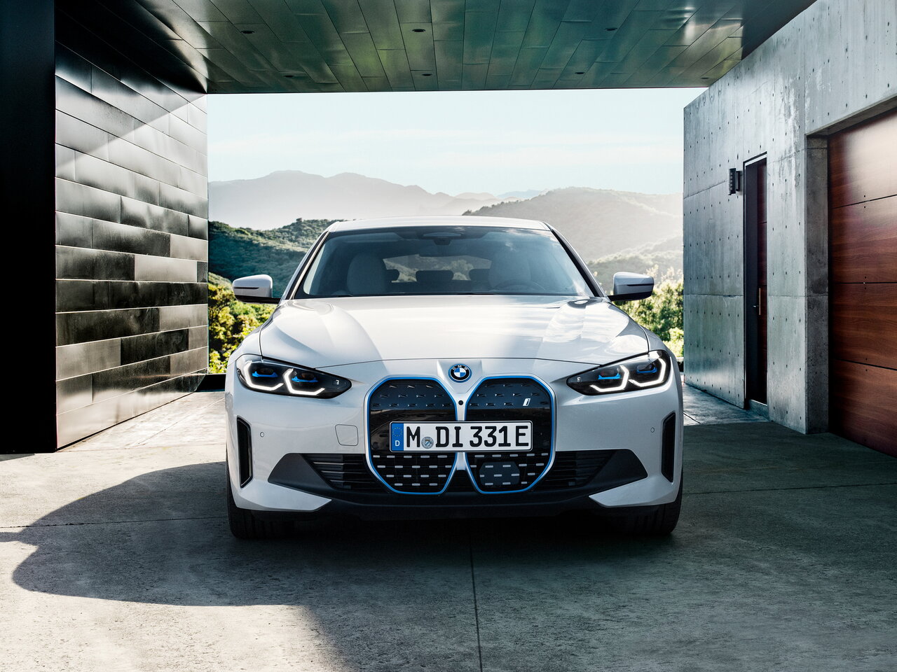 BMW i4 G26