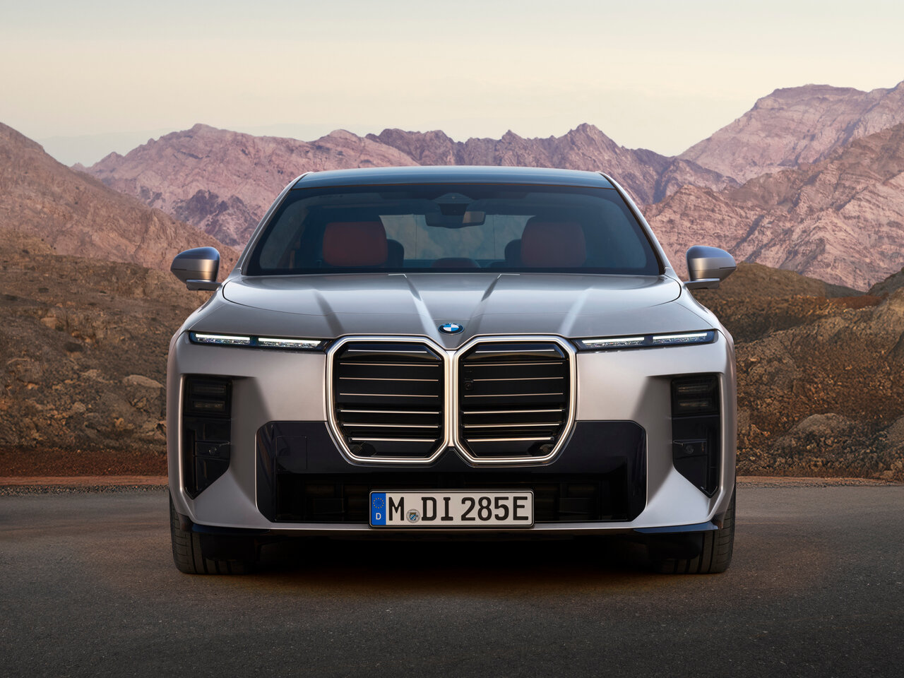 BMW i7 I (G70) Рестайлинг