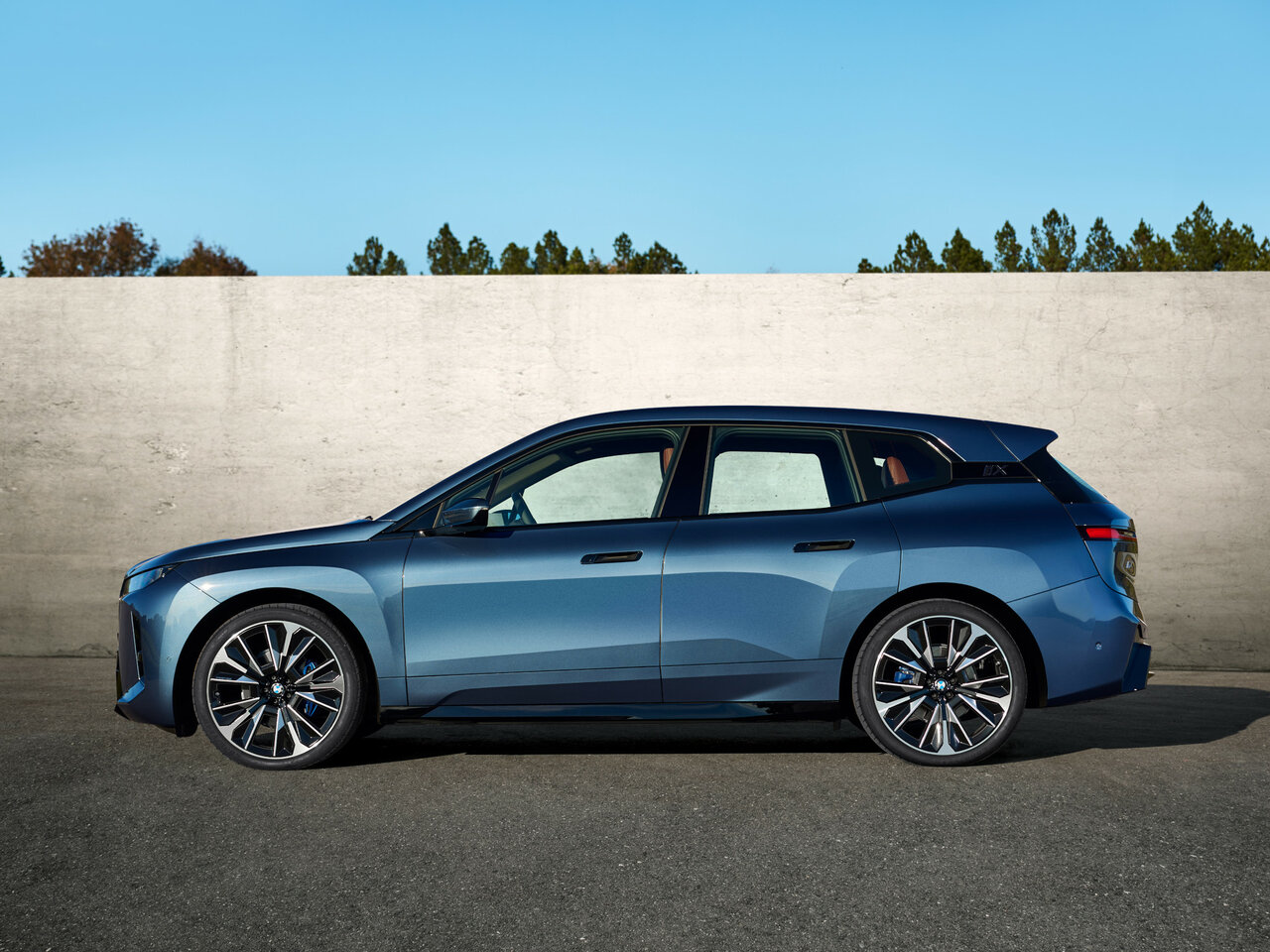 BMW iX I (I20) Рестайлинг