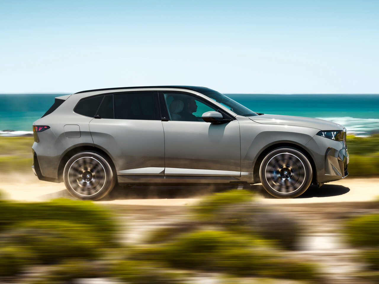 BMW iX5 G65