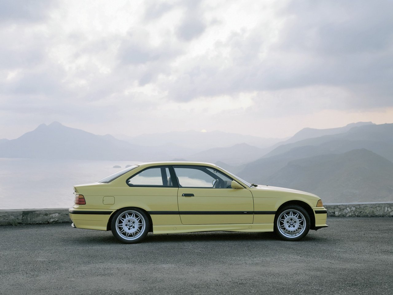 BMW M3 II (E36)