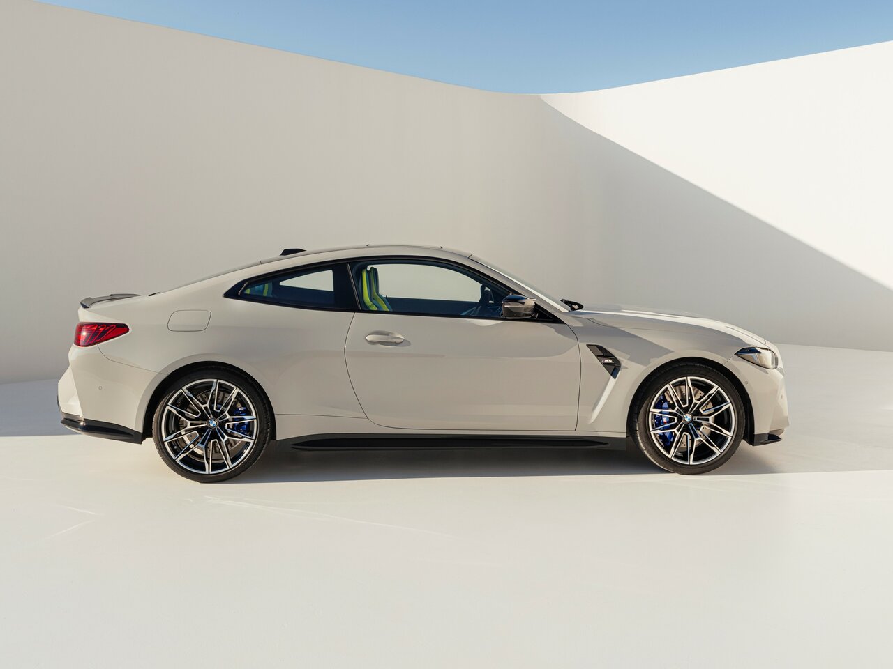 BMW M4 G82/G83 Рестайлинг