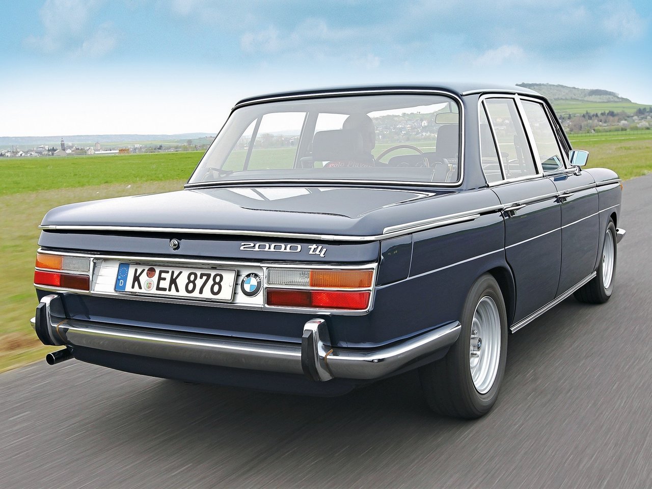 BMW New Class 2000