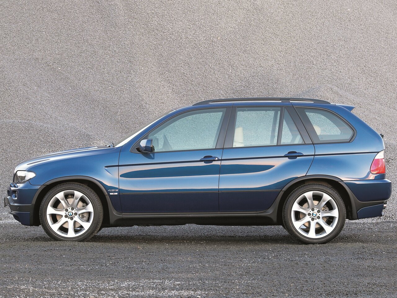 BMW X5 I (E53) Рестайлинг